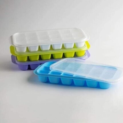 قالب ثلج بغطاء لمسه   دورين كل دور يحتوى على 18 مكعب