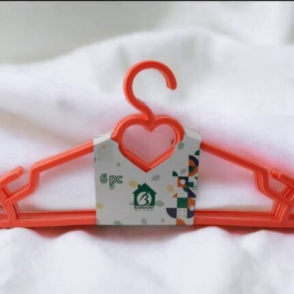 شماعة بلاستيك قلب 6×1 – باكو يحتوي على 6 قطع